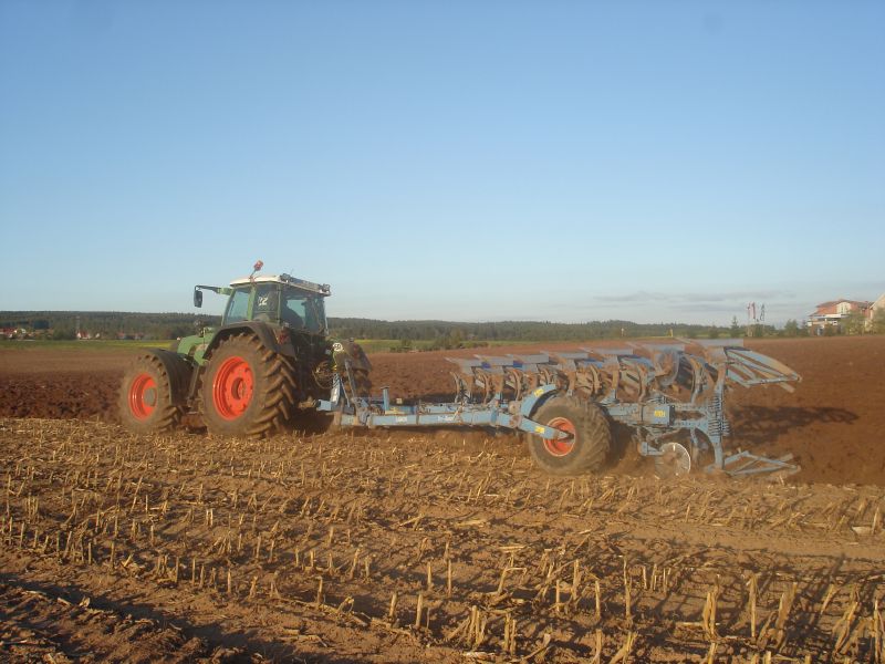 Fendt Vario 930 TMS 06.jpg